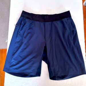 Lululemon Men’s T.H.E. Shorts Navy 9” Pockets Tie Waist Size Large